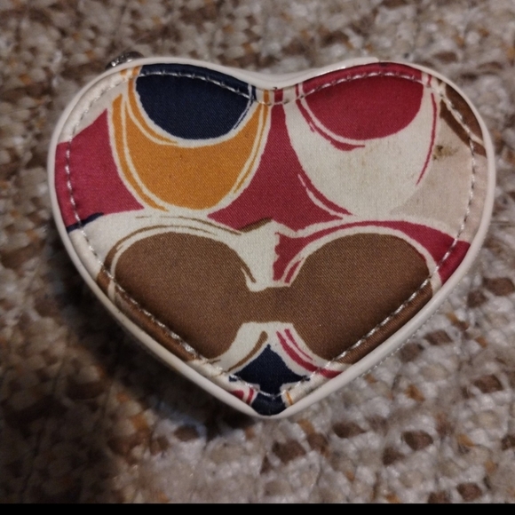 COACH Heart Shaped Jewelry Box VINTAGE - Picture 1 of 4